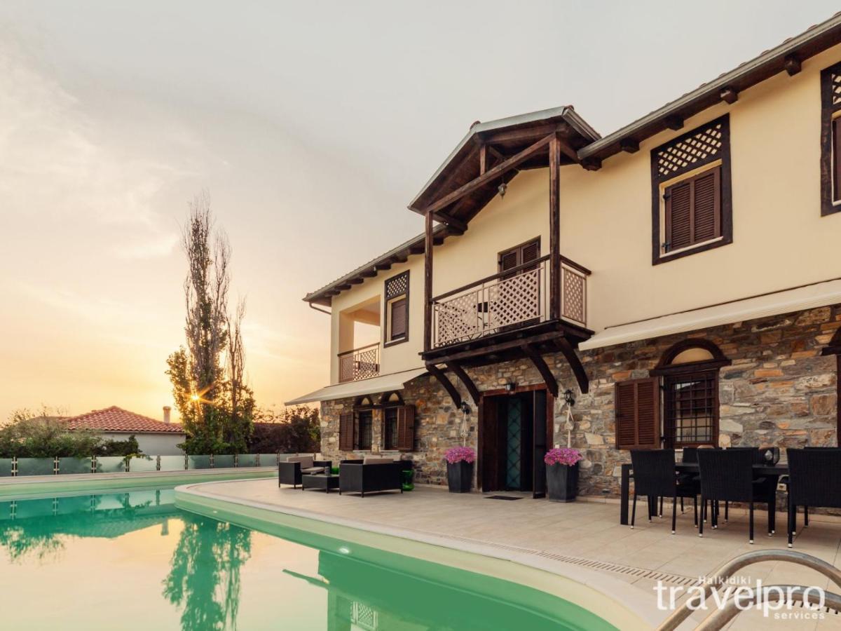 Villa Artemis By Rentalspro - Nikiti Halkidiki Exterior foto